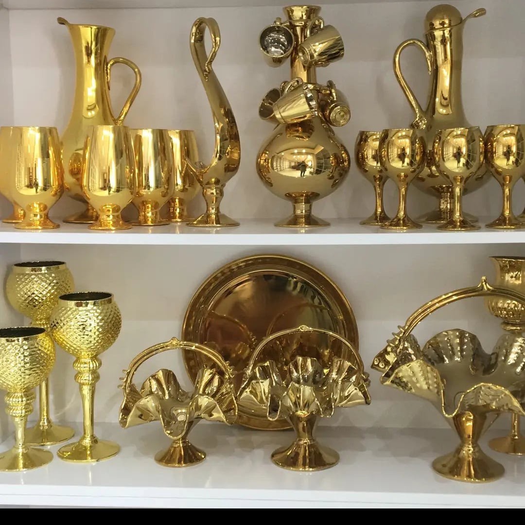 ظروف و دکوراتیو شیشه ای